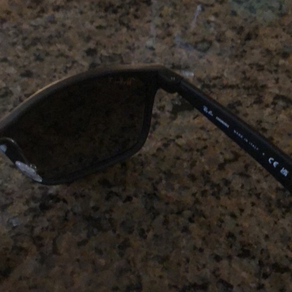 Ray Ban Shades EUC - Picture 2 of 4